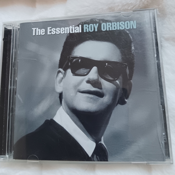 Roy Orbison Greatest Hits CD - Black - Picture 7 of 7